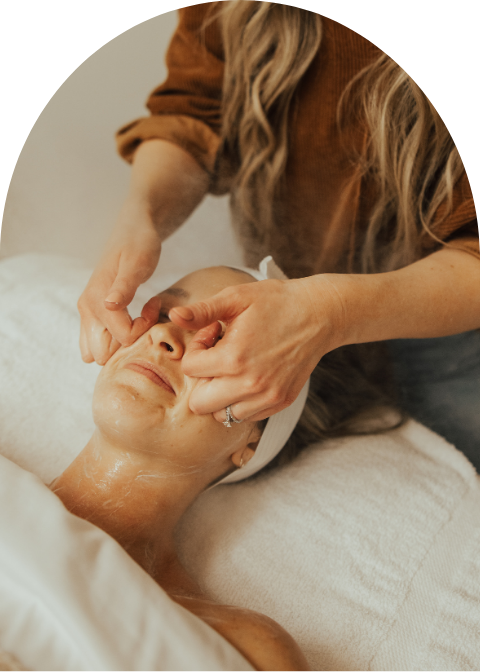 SKN Esthetics — Brand Kit (13).png__PID:65fec38c-5358-4a00-bb3f-5db24ffd5208